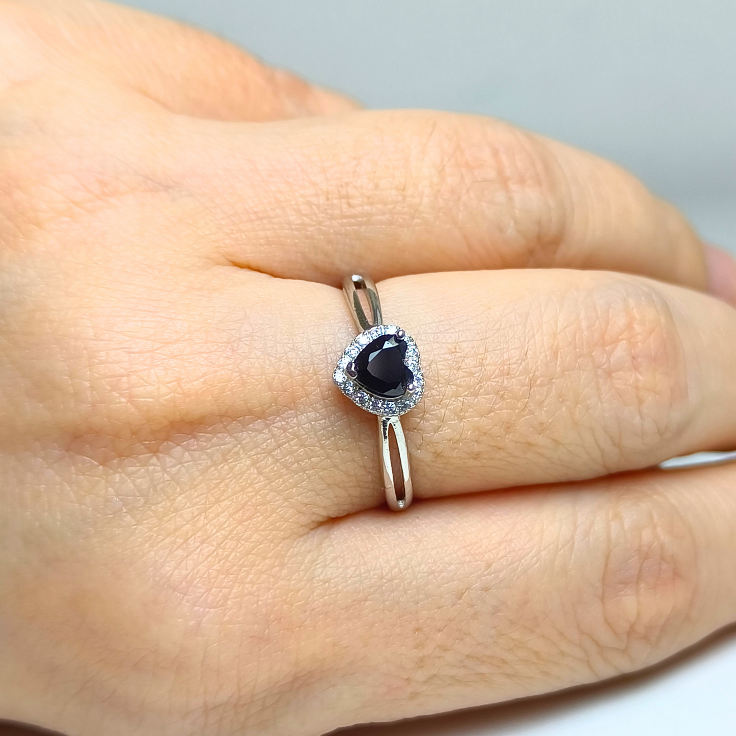 Midnight Heart | Black Spinel Ring