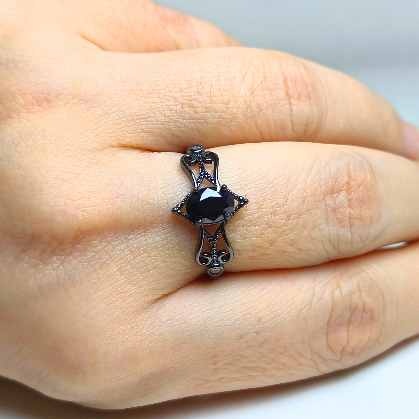 Shadowvine | Black Spinel Ring