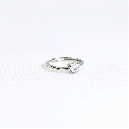 Purelight | White Topaz Heart Ring