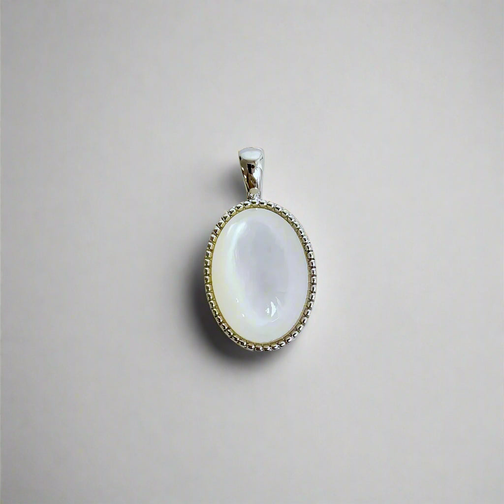 Lustre Bloom | White Shell Pendant