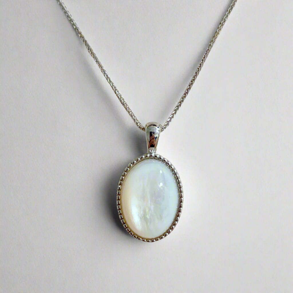 Lustre Bloom | White Shell Pendant
