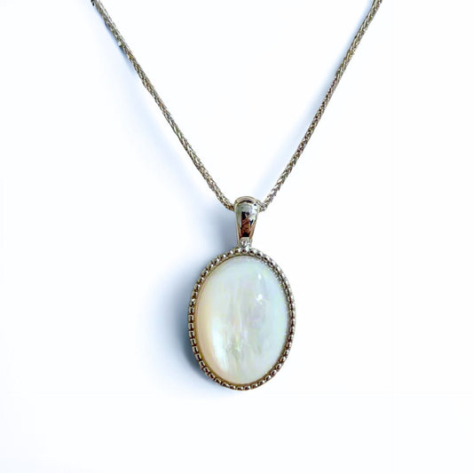 Lustre Bloom | White Shell Pendant