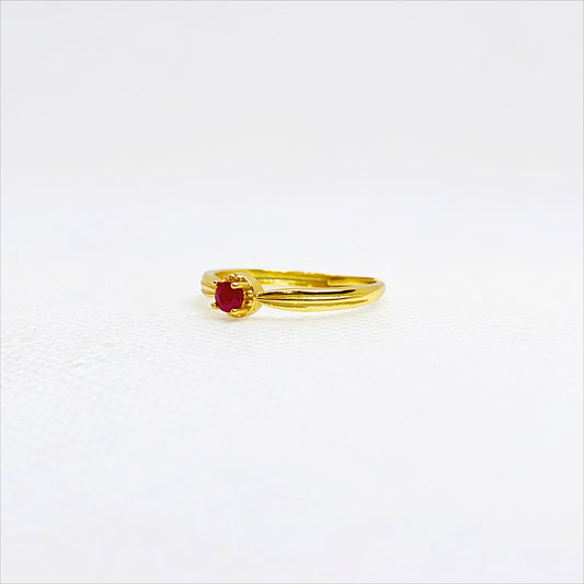 Crimson Dawn | Ruby Petite Ring