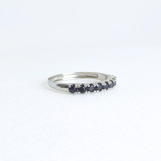 Eclipse Linea | Black Spinel Ring