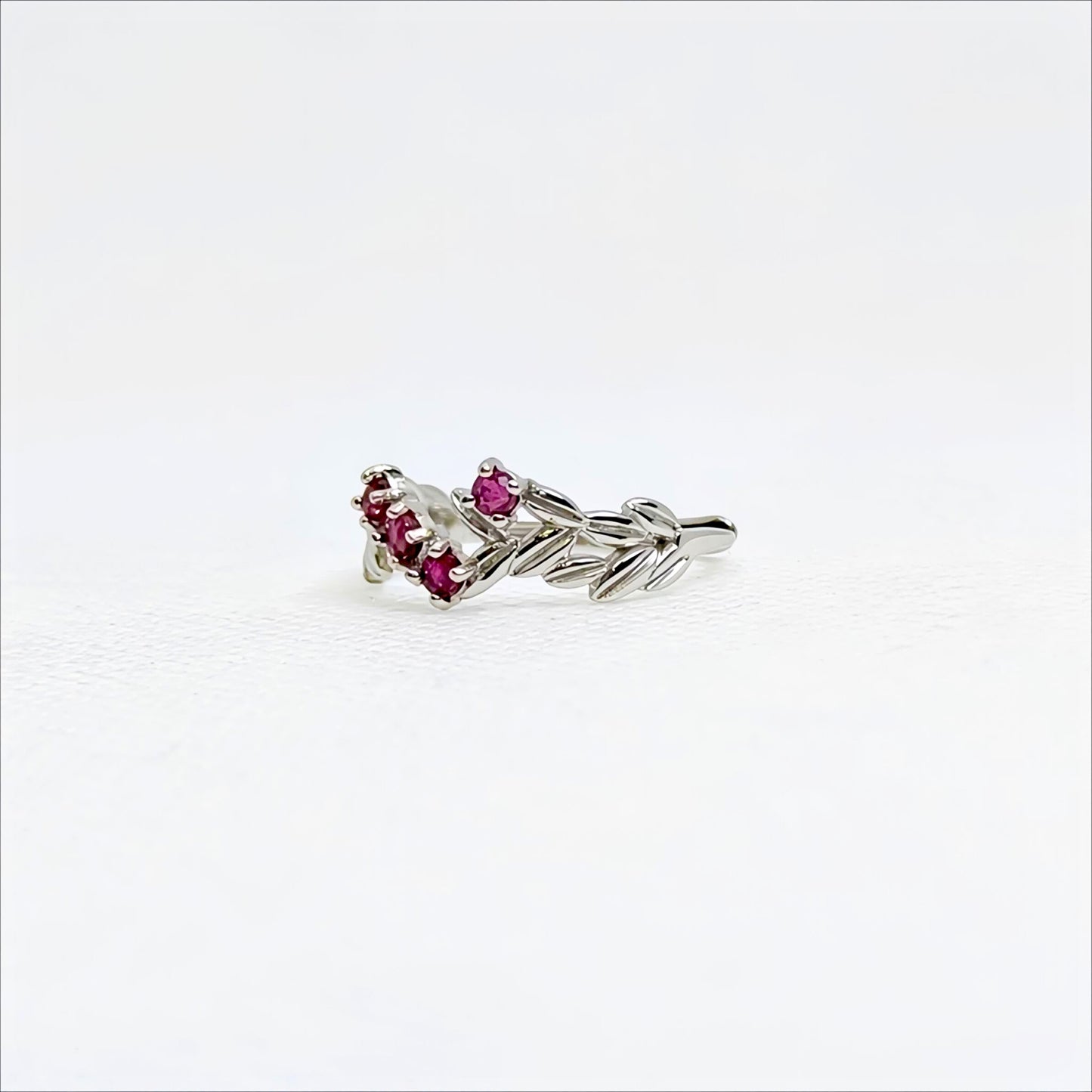Scarlet Laurel | Ruby Leaf Ring