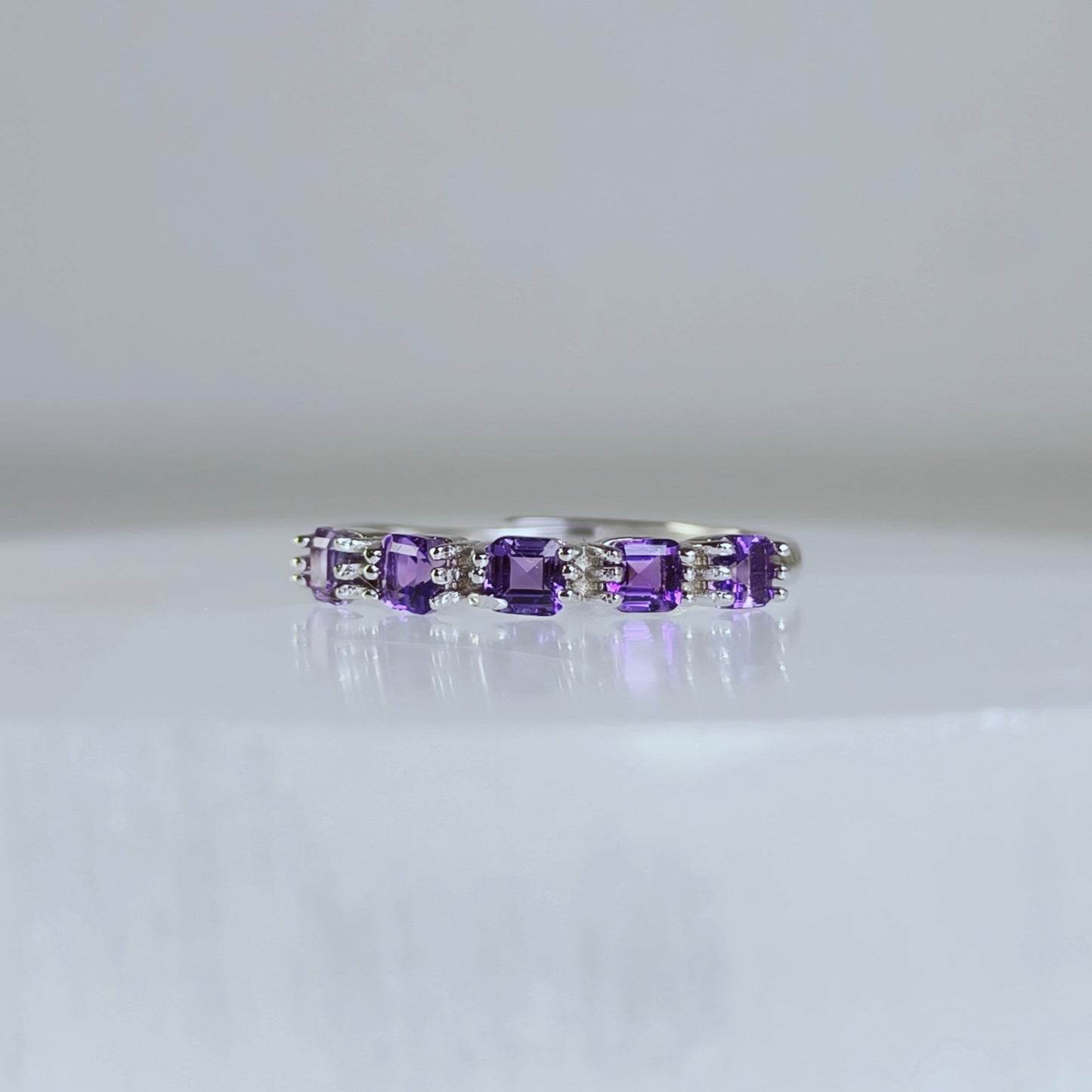 Violet Line | Amethyst Band Ring