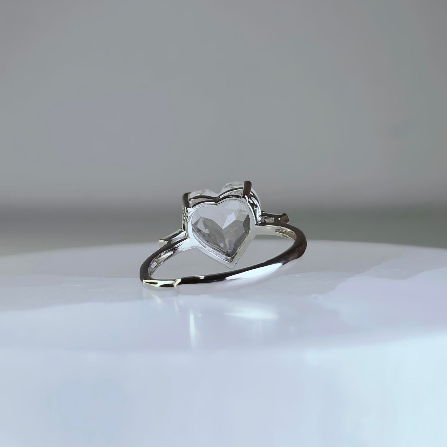 Clair de Lune | Heart-cut Clear Quartz Ring