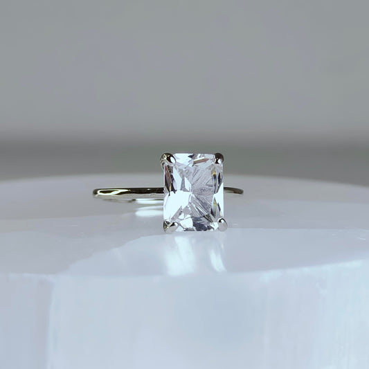 Moonveil Solus | Clear Quartz Baguette Ring