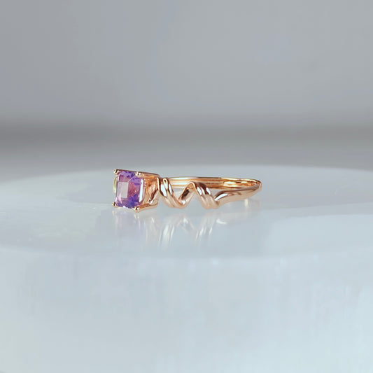 Roselight Vine | Lavender Amethyst Ring in Rose Gold