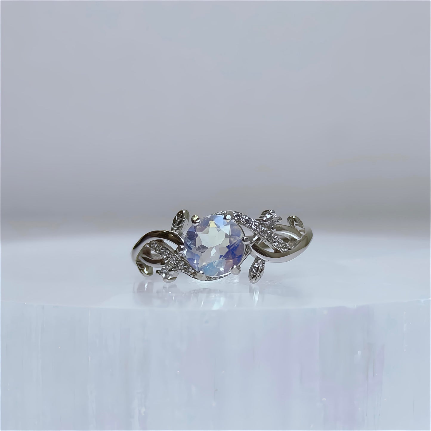 Moonvine | Faceted Moonstone Ring