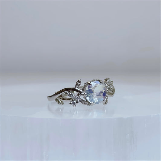 Moonvine | Faceted Moonstone Ring