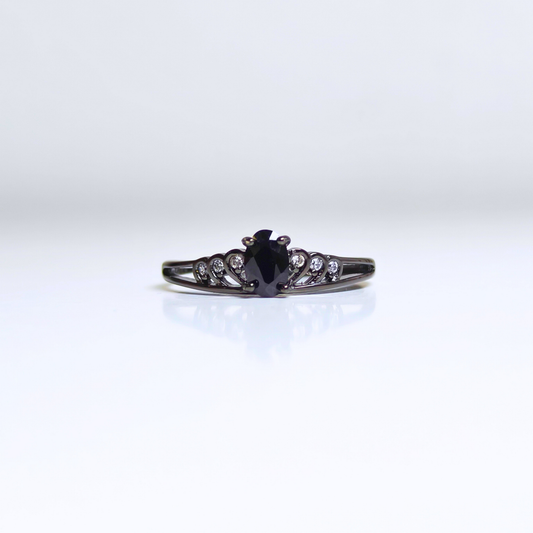 Noir Grace | Black Spinel Ring