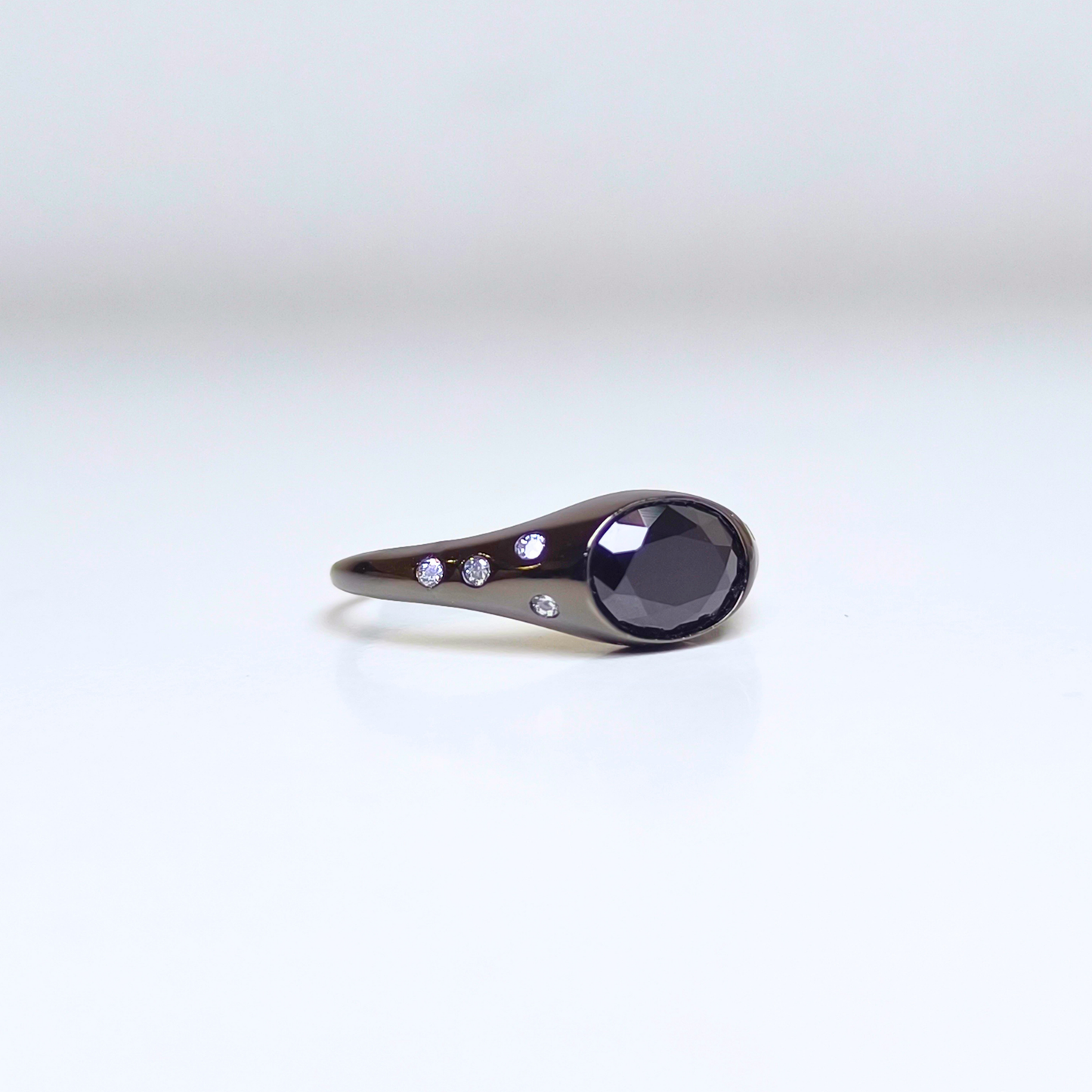 Noir Sentinel | Black Spinel Ring