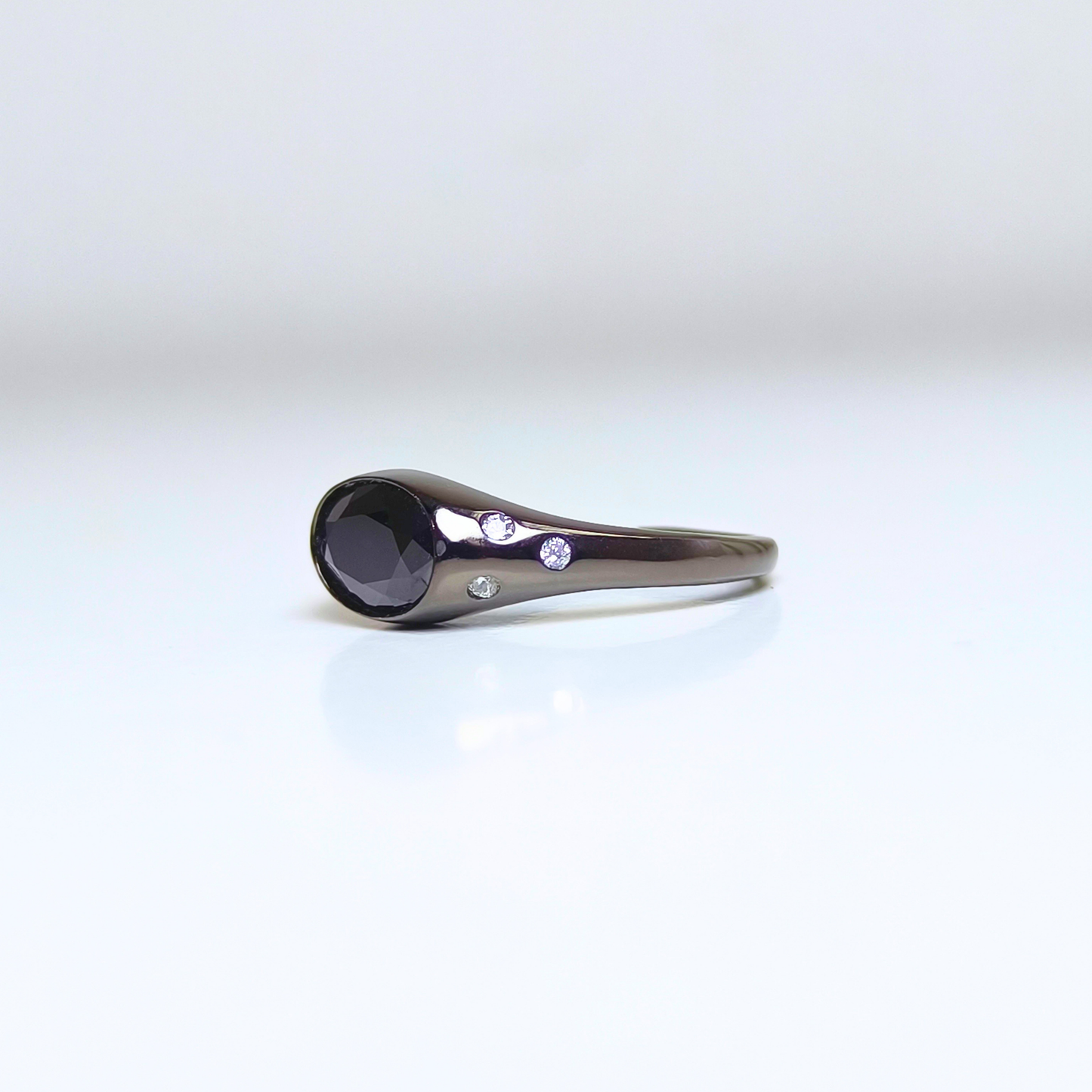 Noir Sentinel | Black Spinel Ring