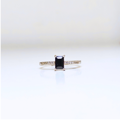 Noir Prism | Black Spinel Ring