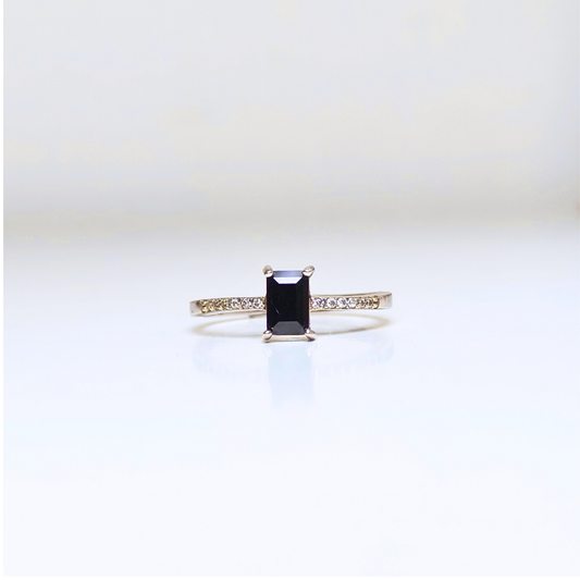 Noir Prism | Black Spinel Ring