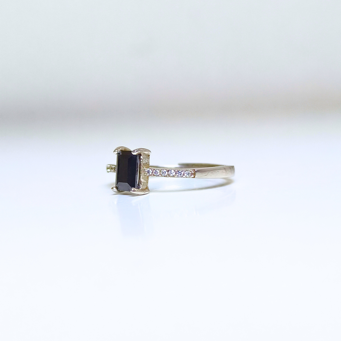 Noir Prism | Black Spinel Ring
