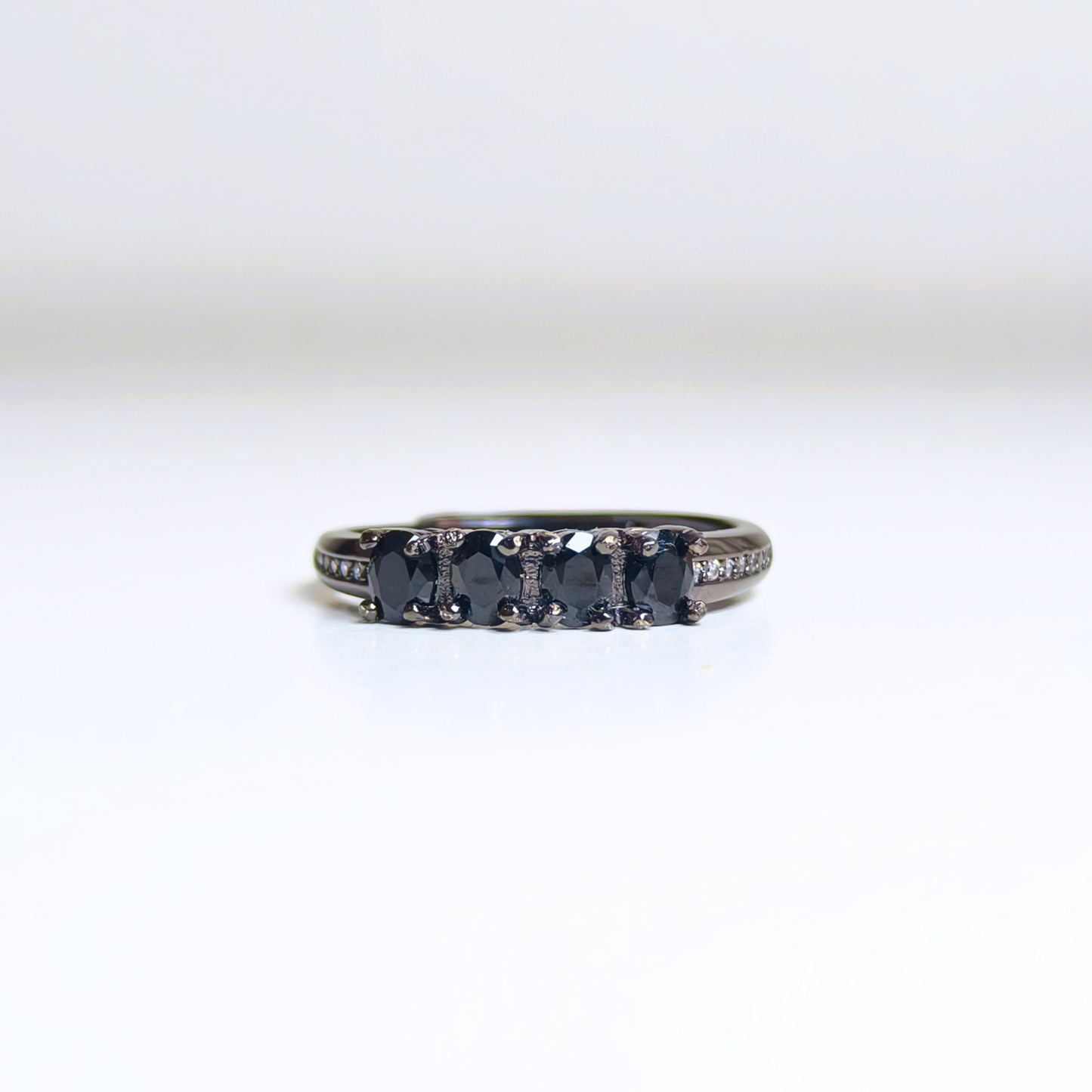 Eclipse Row | Black Spinel Ring