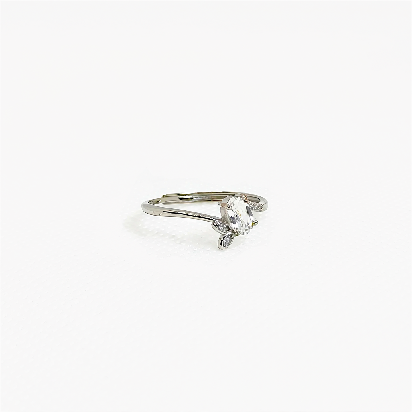 Nectarwing | Clear Quartz Ring