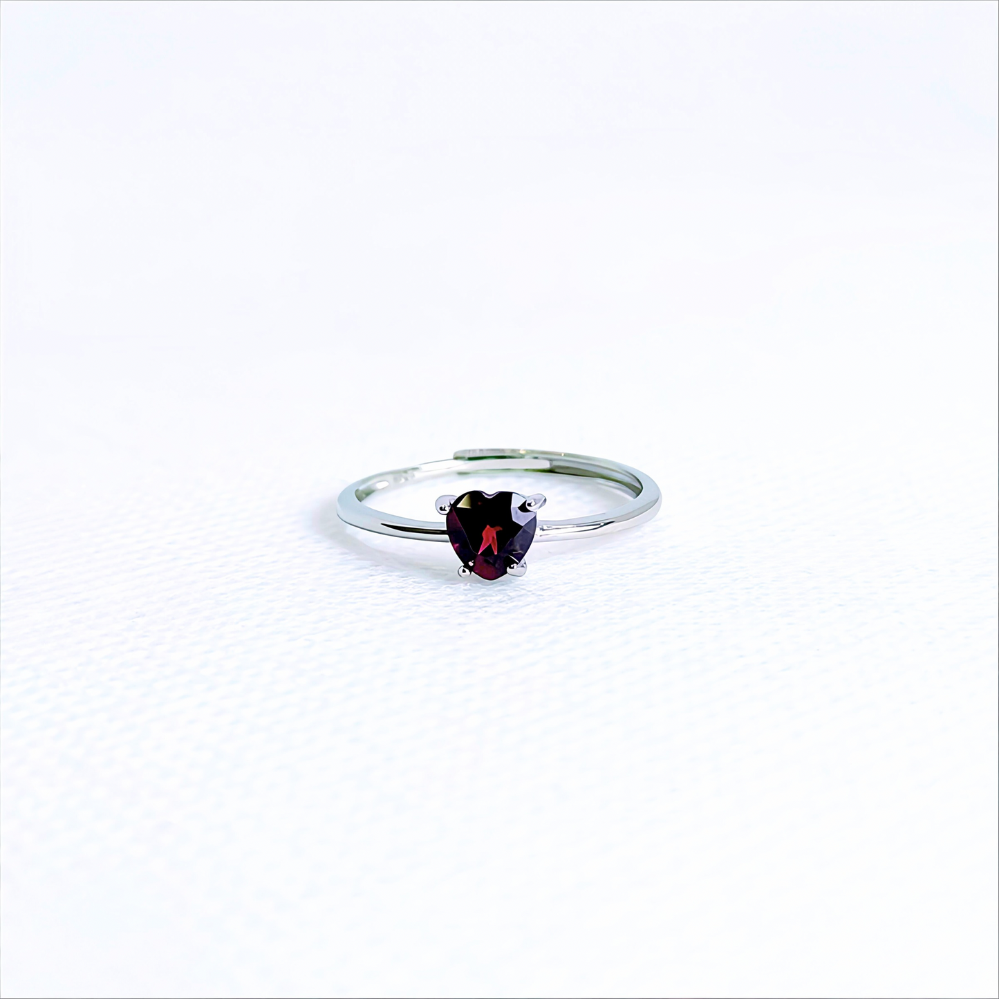 Crimson Vow | Garnet Heart Ring