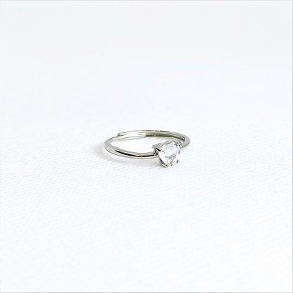 Purelight | White Topaz Heart Ring