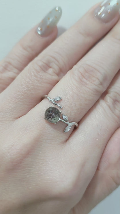 Moonbloom | Garden Quartz Ring