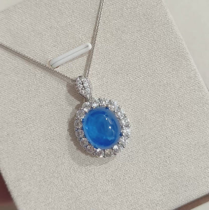 Celestial Bloom | Lab-Grown Sapphire Halo Pendant