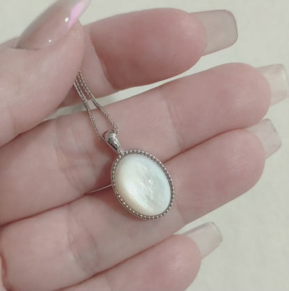 Lustre Bloom | White Shell Pendant