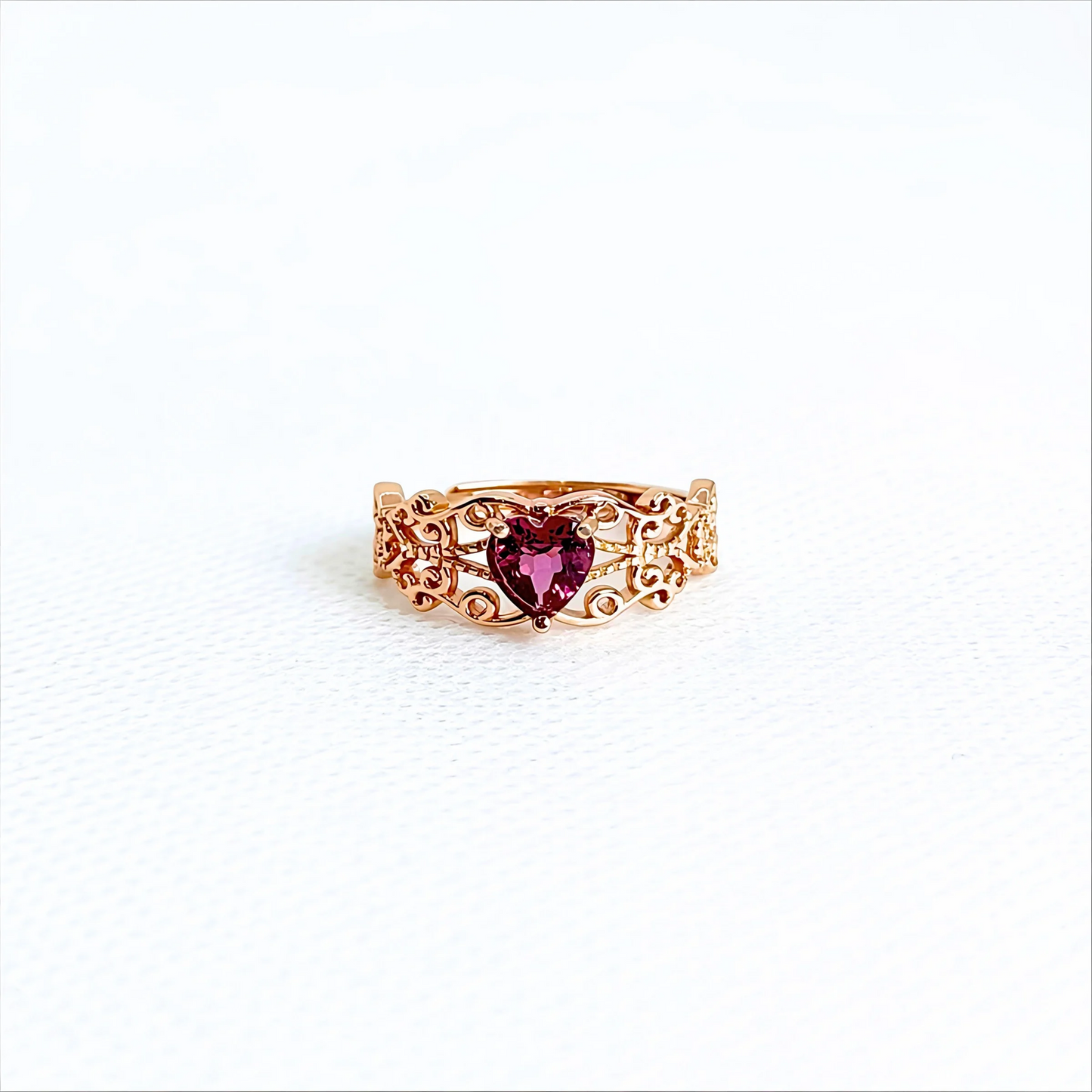 Ornate Heart | Garnet Ring