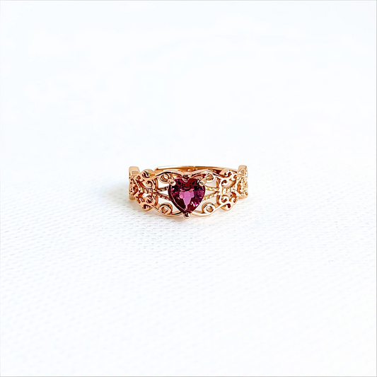 Ornate Heart | Garnet Ring