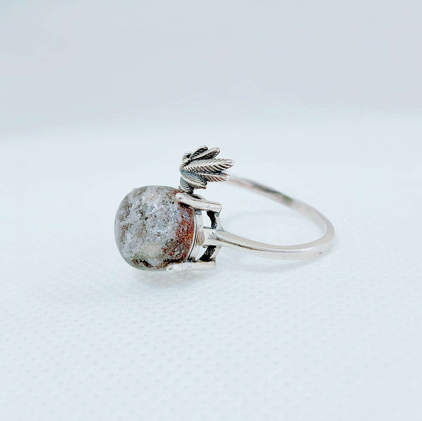 Shadowfern | Garden Quartz Ring