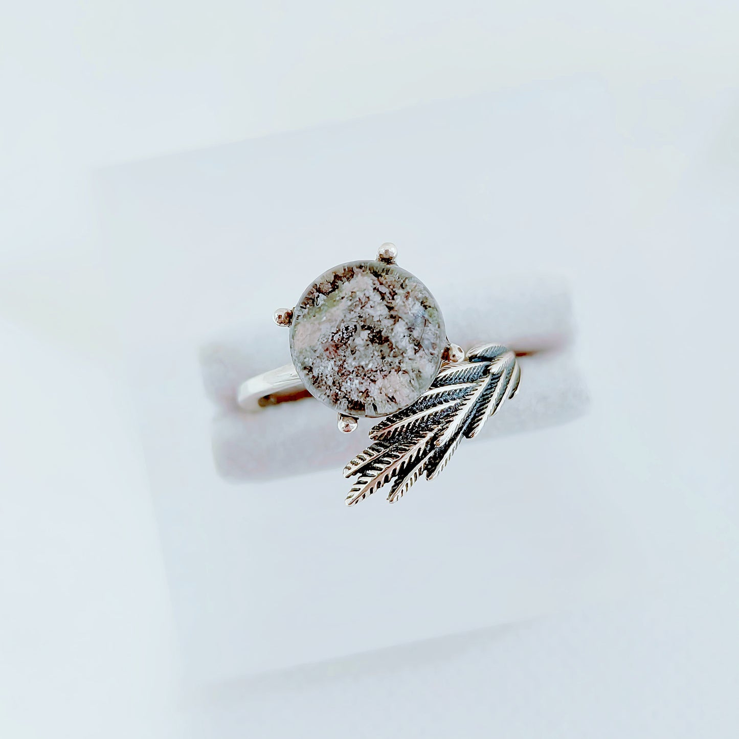 Shadowfern | Garden Quartz Ring