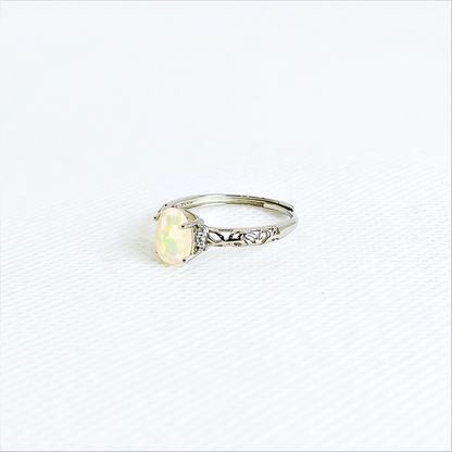 Auroralight | White Opal Ring