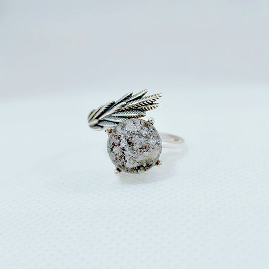 Shadowfern | Garden Quartz Ring