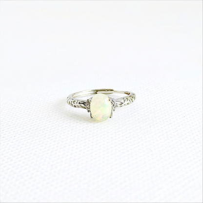 Auroralight | White Opal Ring