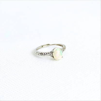 Auroralight | White Opal Ring