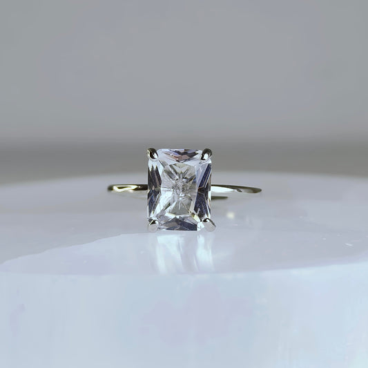 Moonveil Solus | Clear Quartz Baguette Ring