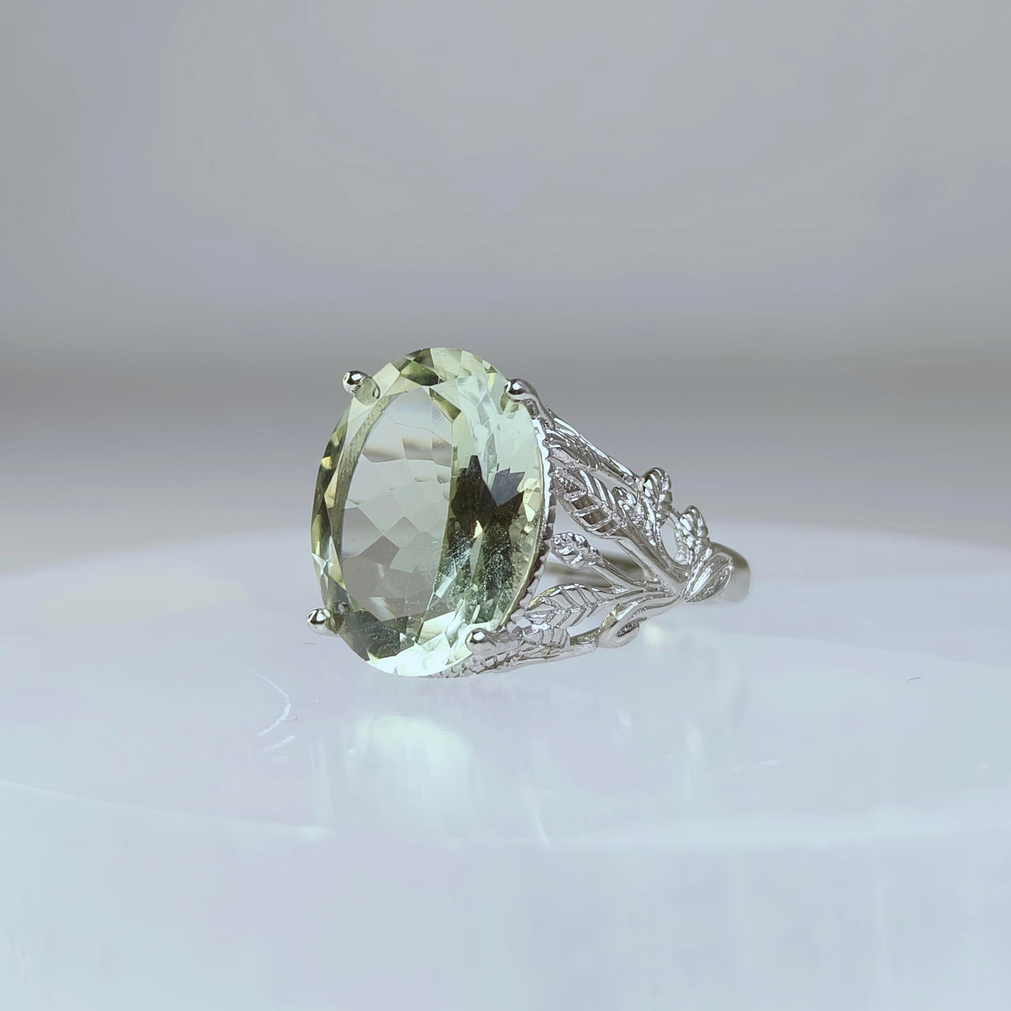 Verdant Muse | Green Quartz Filigree Ring