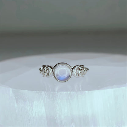 Lunar Tide | Moonstone Ring