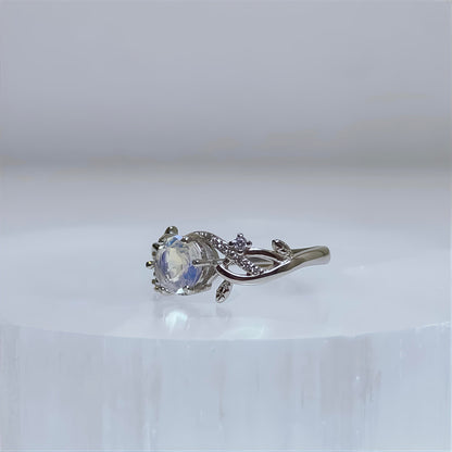 Moonvine | Faceted Moonstone Ring