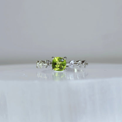 Twilight Grove | Peridot Vine Ring