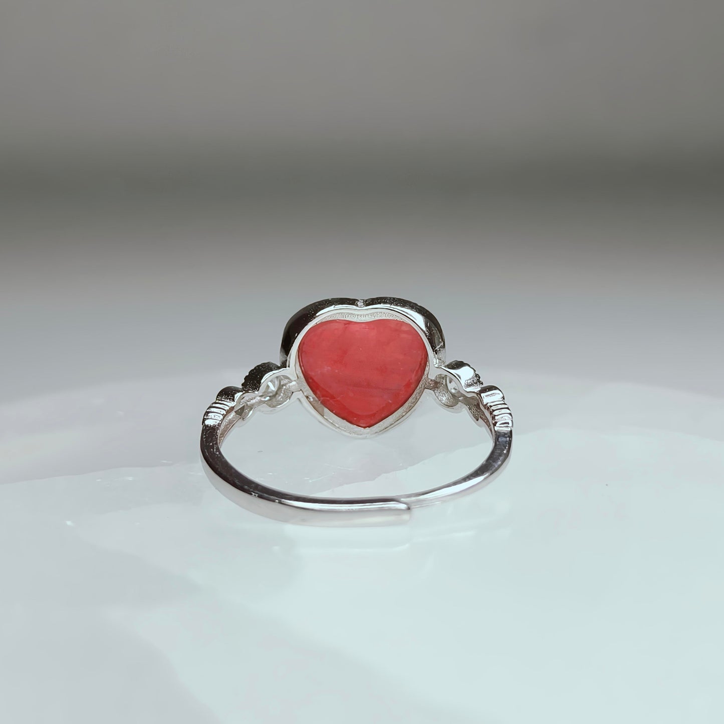 Heart Glow | Rhodonite Heart Ring