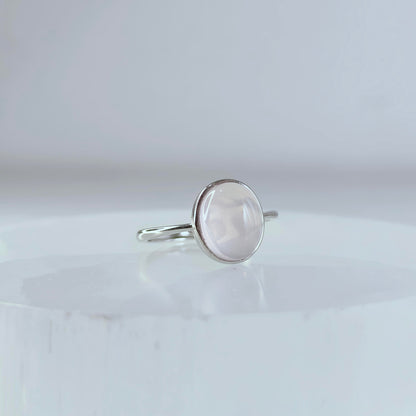 Whisper Bloom | Rose Quartz Oval Ring