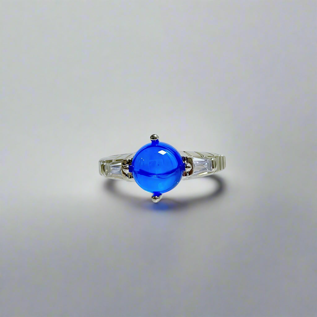 Celestial Core | Lab-Grown Sapphire Cabochon Ring