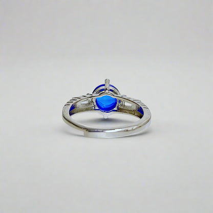 Celestial Core | Lab-Grown Sapphire Cabochon Ring
