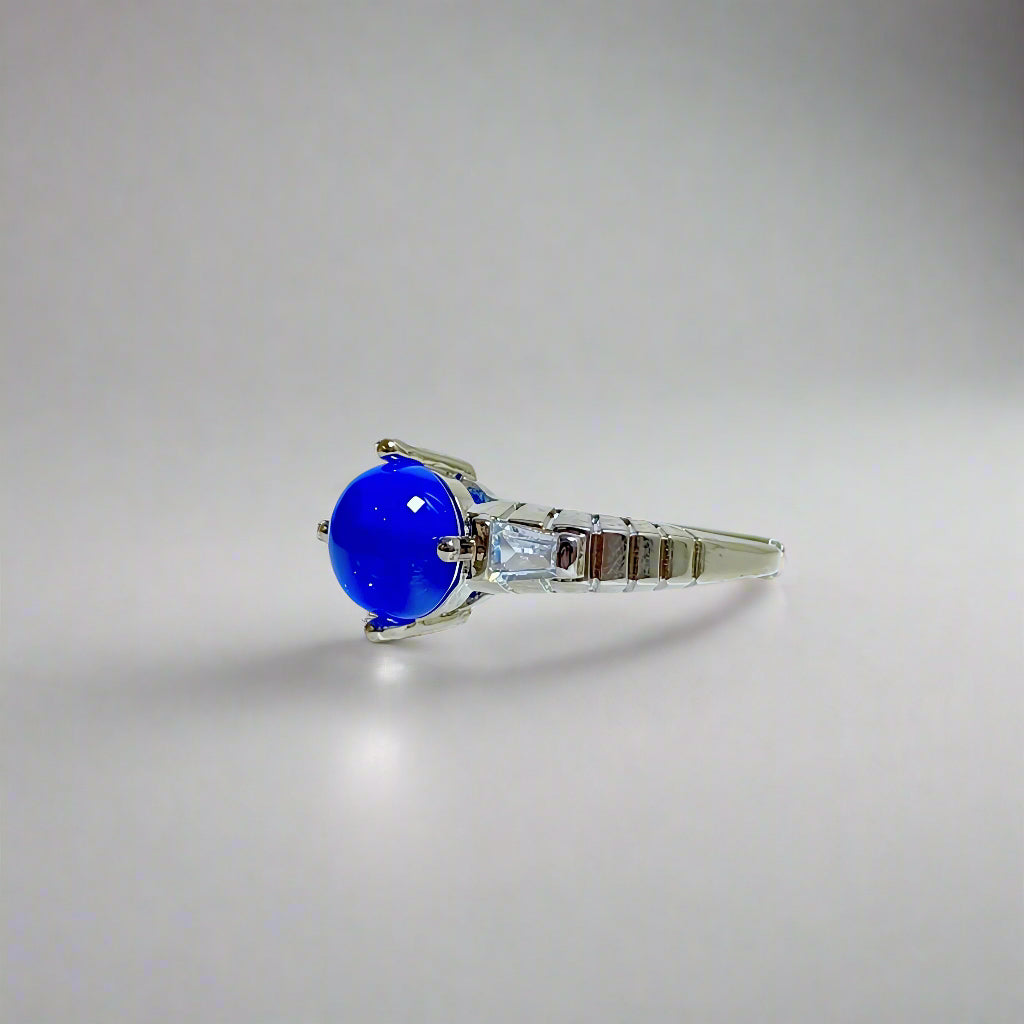 Celestial Core | Lab-Grown Sapphire Cabochon Ring