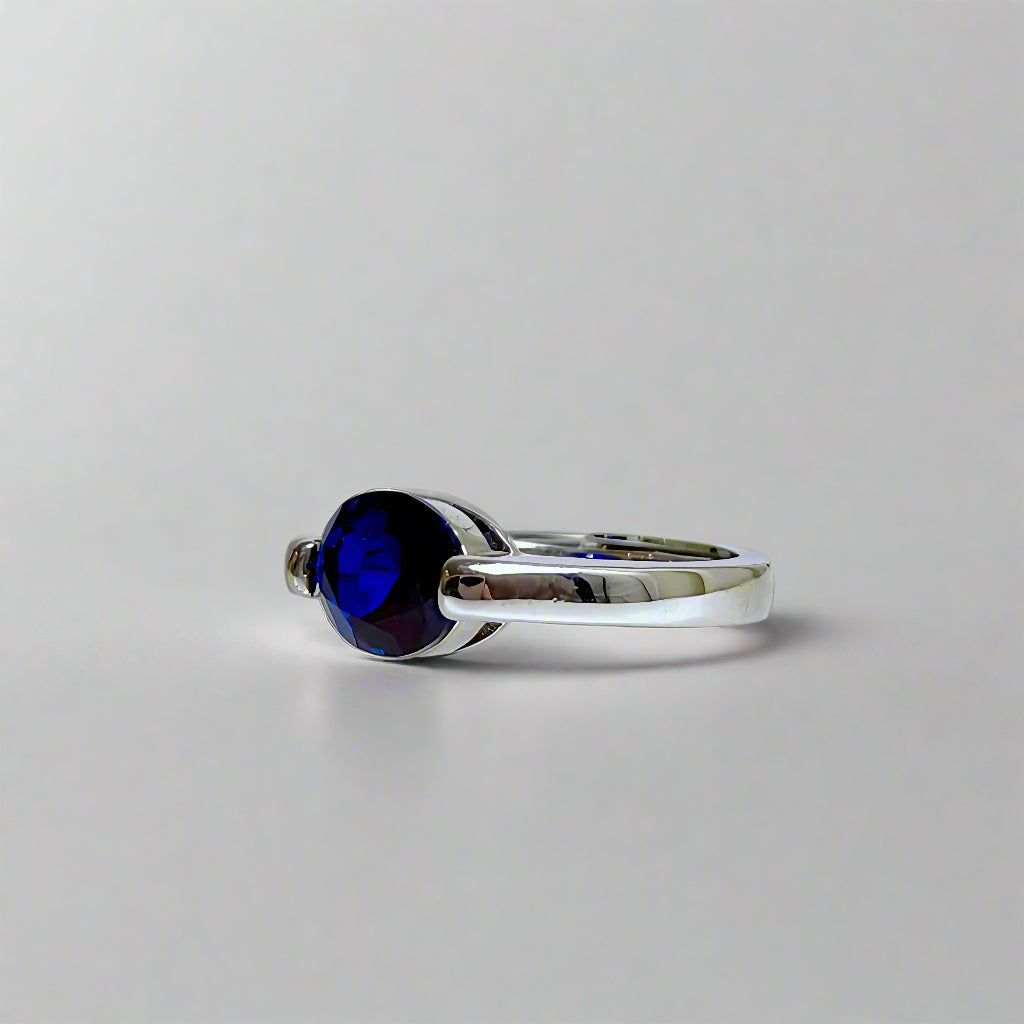 Midnight Glow | Lab-Grown Sapphire Ring