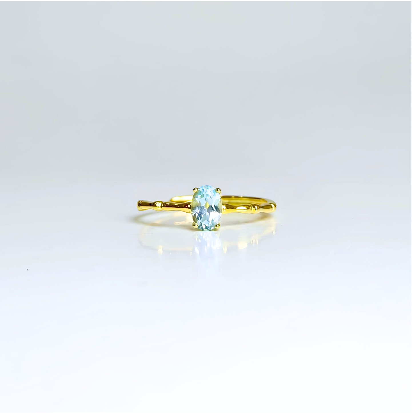 Willow Muse | Blue Topaz Ring