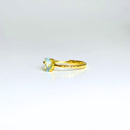 Willow Muse | Blue Topaz Ring