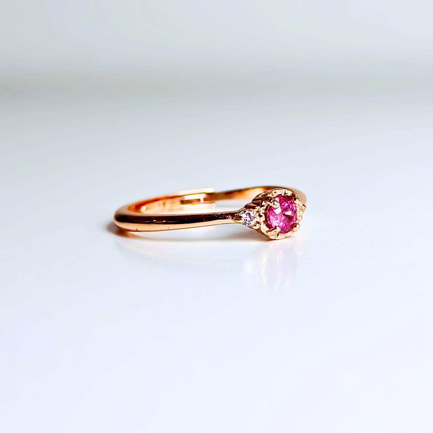 Roselle | Pink Sapphire Ring